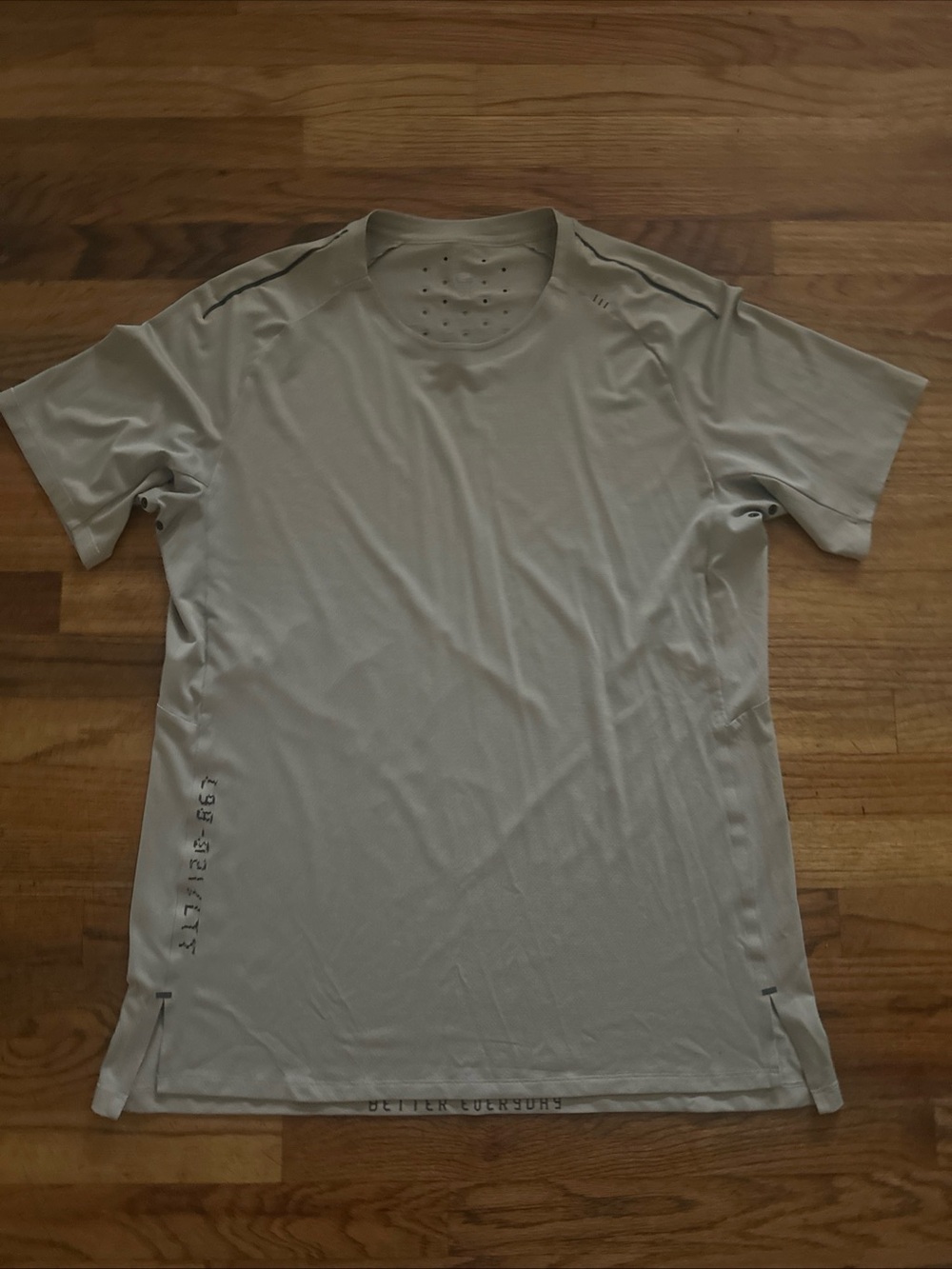 Lululemon Metal Vent Tech Short Sleeve Shirt Large Raw Linen Men’s XL